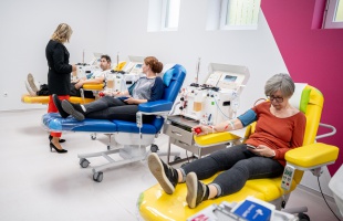 A somogyi emberek összefogása nélkül rengeteg gyógyulni vágyó beteg maradna ellátás nélkül – nyolcéves a Plazma Pont!