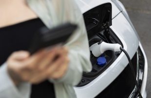 A legtöbb autóvásárló nem választana elektromos járművet