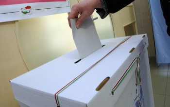 Nyomtatják az íveket, hétfőtől kezdődhet az aláírásgyűjtés