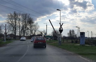 Furán működött a fénysorompó Kaposújlaknál vasárnap délután