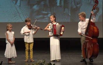 '56 - Gálaest a Szivárvány Kultúrpalotában