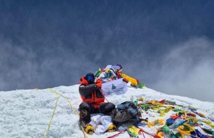 Megmászta a Mount Everestet, mielőtt meghalt a két mongol hegymászó
