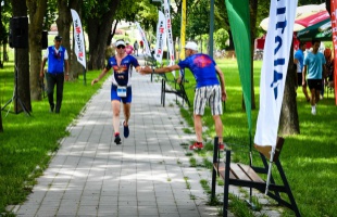 4 óra 45 perc alatt teljesítette a leggyorsabb versenyző a kaposvári, fél ironman távú triatlonversenyt