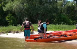 Rövid filmekkel előznék meg a  vízibaleseteket