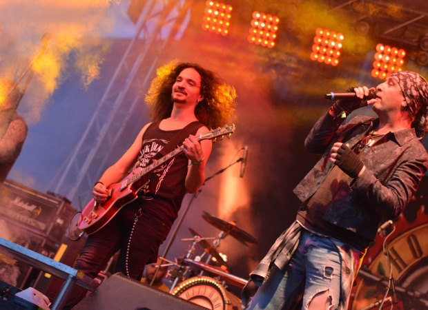 Guns'N'Roses-t kaptak a kaposváriak a Hollywood Rose-tól