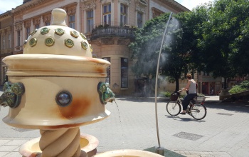 Továbbra is locsolják az utakat és működnek a párakapuk Kaposváron