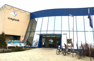 Véradás a Virágfürdőben