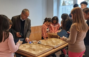 Élmény, játék, ismeretszerzés – Pályaorientációs nap Taszáron