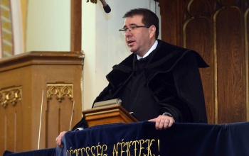 Ünnepélyesen beiktatták a Kaposvári Református Egyházközség új lelkészét
