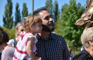Újabb 96 levélkével gazdagodott a kaposvári Életfa - GALÉRIA