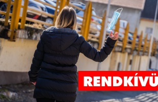 Eldobhatjuk a maszkokat, és a védettségi kártyára sem lesz már szükségünk