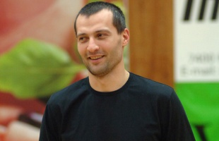 Kántor Sándor röplabdázó 55 éves