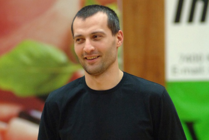 Kántor Sándor röplabdázó 55 éves