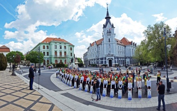 Húsz csapat mintegy hatvan versenyzője vetélkedik a városban