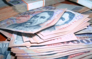 Júliusban 500 ezer forint volt a bruttó átlagkereset Magyarországon