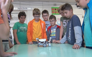 Kisujjukban van a programozás