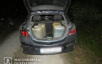 A munkagépeket kellett volna őriznie, ehelyett éppen ő lopta belőlük az üzemanyagot