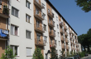 Szünetelnek a társasház-felújítási pályázatok
