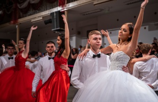 Szalagavató a Munkácsyban - fotók és videó