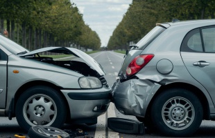 34 ezer forint körüli átlagdíjon kötnek új kgfb-t az autósok az év végi kampány félidejében