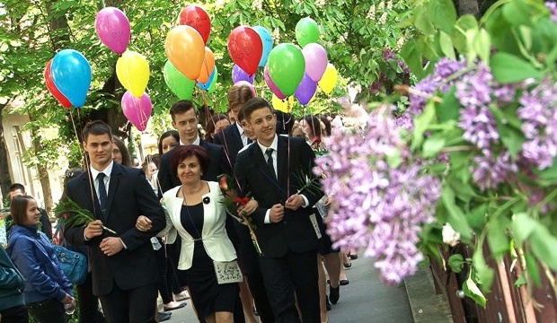 Így ballagtak a közgazosok