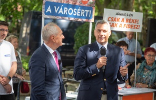 Lázár János: gyarapodás vagy marakodás – ez a választások tétje