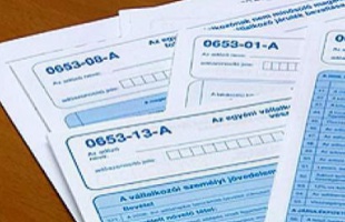 A közfoglalkoztatottaknak is segíthet a NAV az adóbevallásban