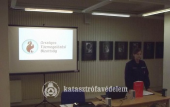Baj esetén hívd a tűzoltókat!