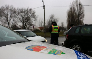 Háromszoros eltiltással vezetett