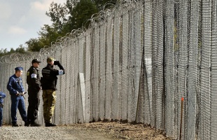Több mint 500 migránst fogtak a határőrök