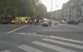 Motorost gázoltak a Berzsenyi utcában