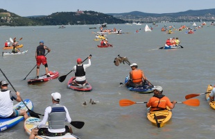 Már lehet nevezni a Balaton-átevezésre