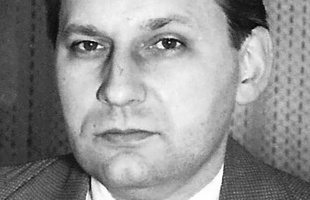 65 éve lett a kórház igazgatója Arató Miklós