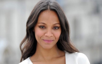 Zoe Saldana az első 2 milliárdos sztár