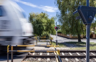 30 százalékkal több baleset történt idén a vasúti átjárókban - VIDEÓ