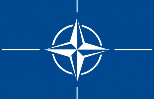 NATO-zászló Kaposváron