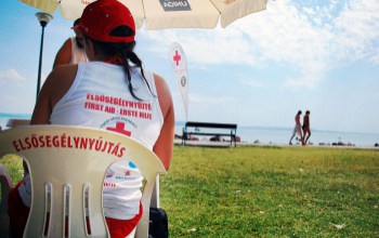 Már 13 éve vigyáznak ifjú önkéntesek a balatoni nyaralókra