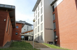 Húsz éve adták át a Kaposvári Egyetem új kollégiumát és könyvtárát