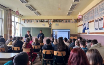 Általános iskolában jártak a rendőrök