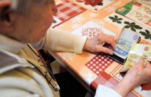 Jövő héten folyósítják a februári nyugdíj mellett a 13. és 14. havi ellátást