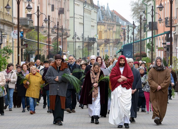 Virágvasárnapi ünnepi felvonulás Kaposváron