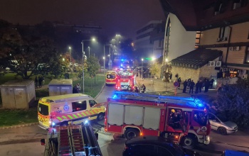 Tűz volt szombat este egy pécsi szórakozóhelyen