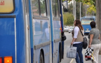 Olcsóbbak lesznek a buszjegyek