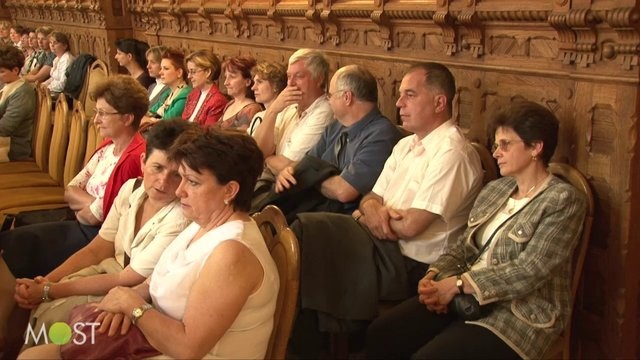 Elismerés az egészségügyi dolgozóknak