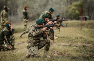 Honvédelmi miniszter: a magyar haderő harckészségének a legjobbnak kell lennie
