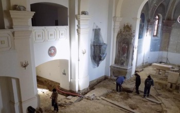 Felszedték a templom padlóját és megtalálták Karád középkori templomát