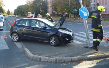 Útban volt az oszlop, letarolta
