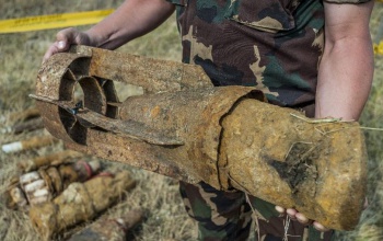 Mérges gázzal töltött üvegaknák, bombák lehetnek a somogyi erdőkben