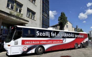 Véradóbuszt kapott az Országos Vérellátó Szolgálat