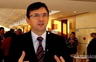ÁSZ: Aki eladósodott, nem biztos, hogy rosszul gazdálkodott